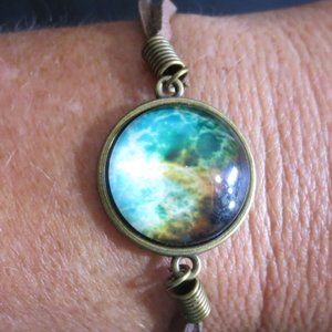 New World Glass Bracelet Astro Galactic Cabochon Bronze Tone Leather Unisex 7"